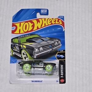 '69 Chevelle HotWheel X-RAYCERS clear body toy race car NEW